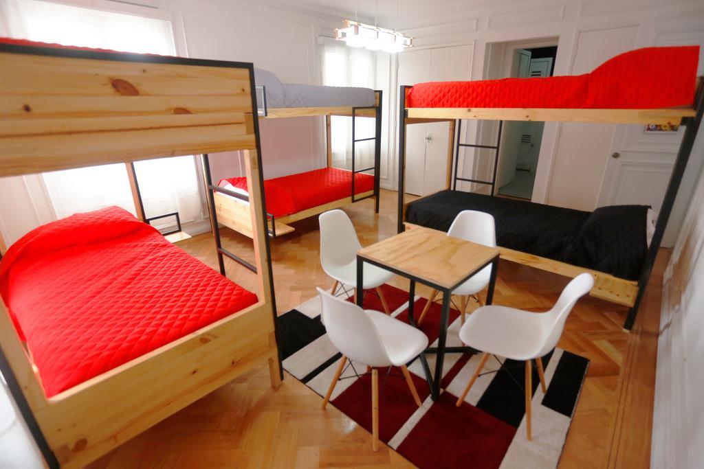 Salvador Hostal & Cafe Santiago Kültér fotó