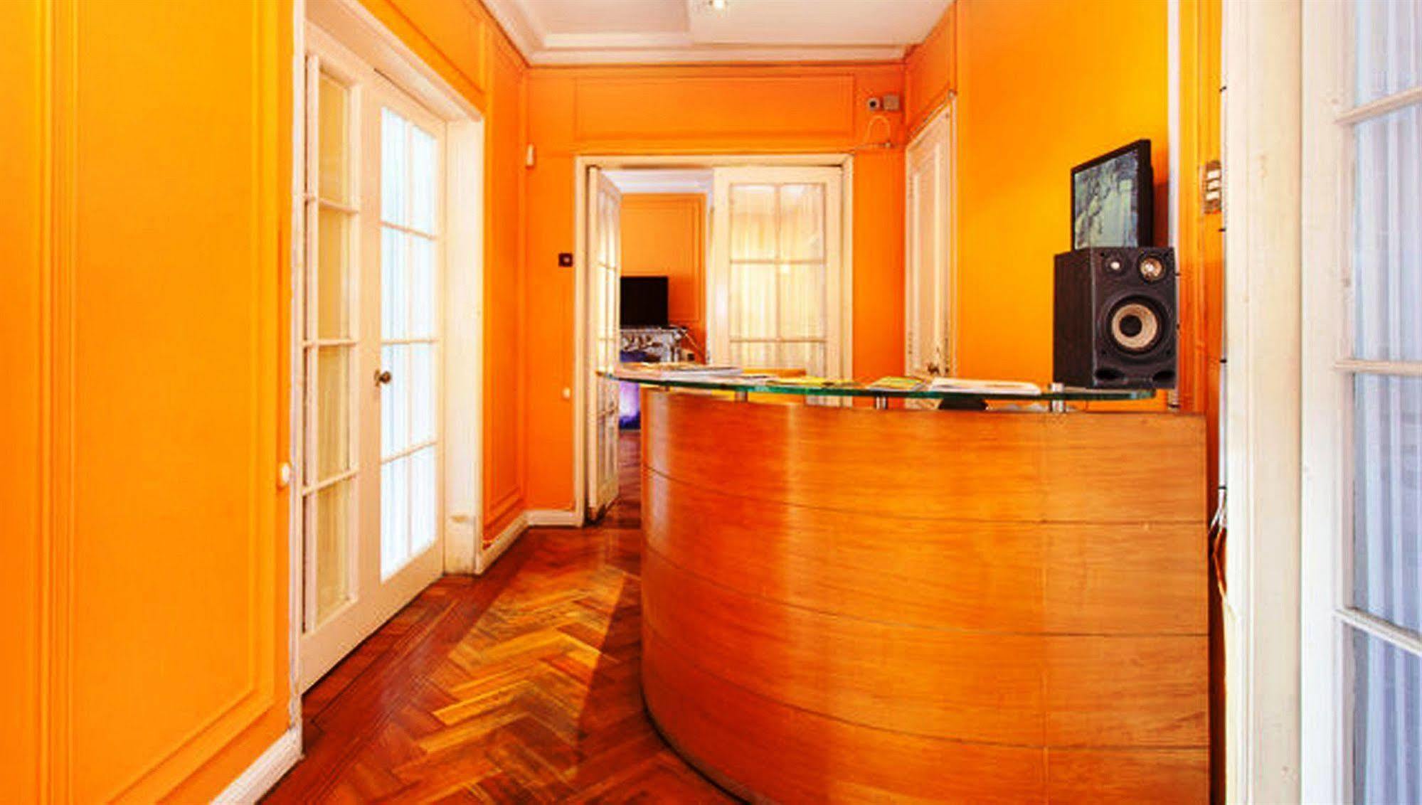 Salvador Hostal & Cafe Santiago Kültér fotó
