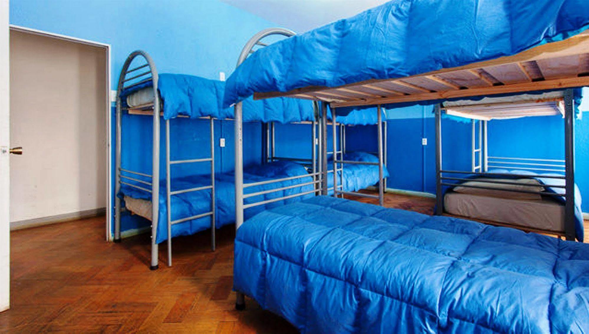 Salvador Hostal & Cafe Santiago Kültér fotó